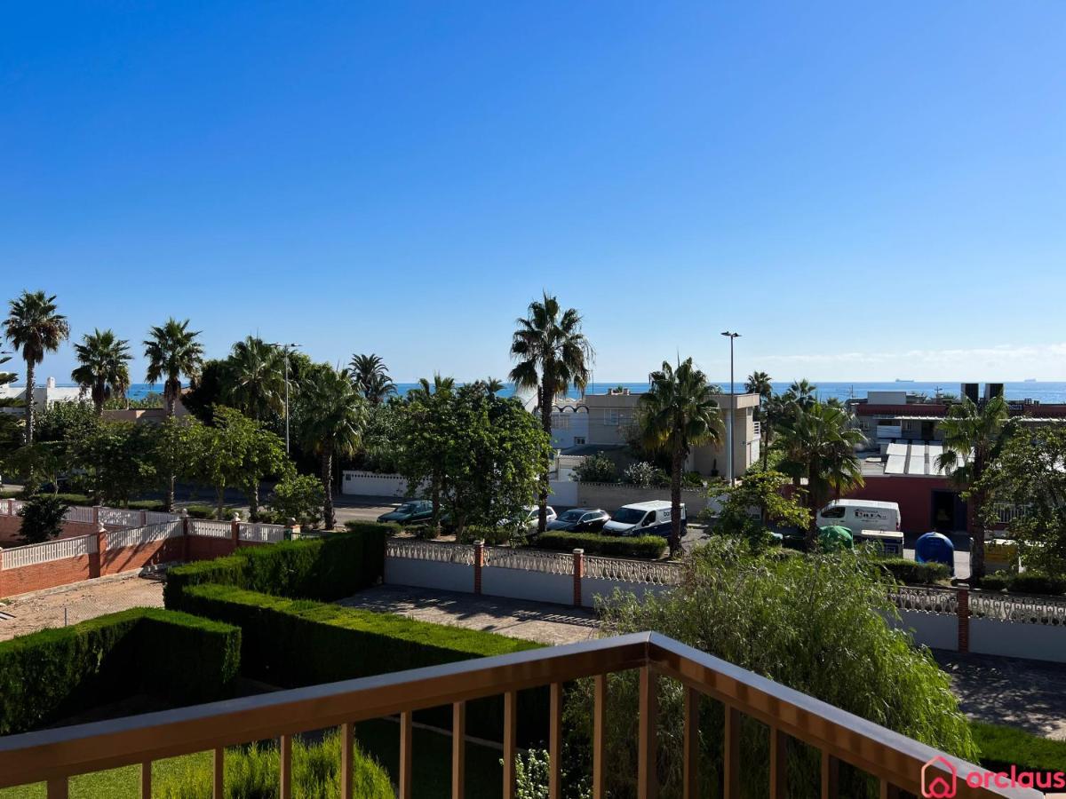 Oasis A 50M Del Mar Apartment Grao de Castellon Bagian luar foto