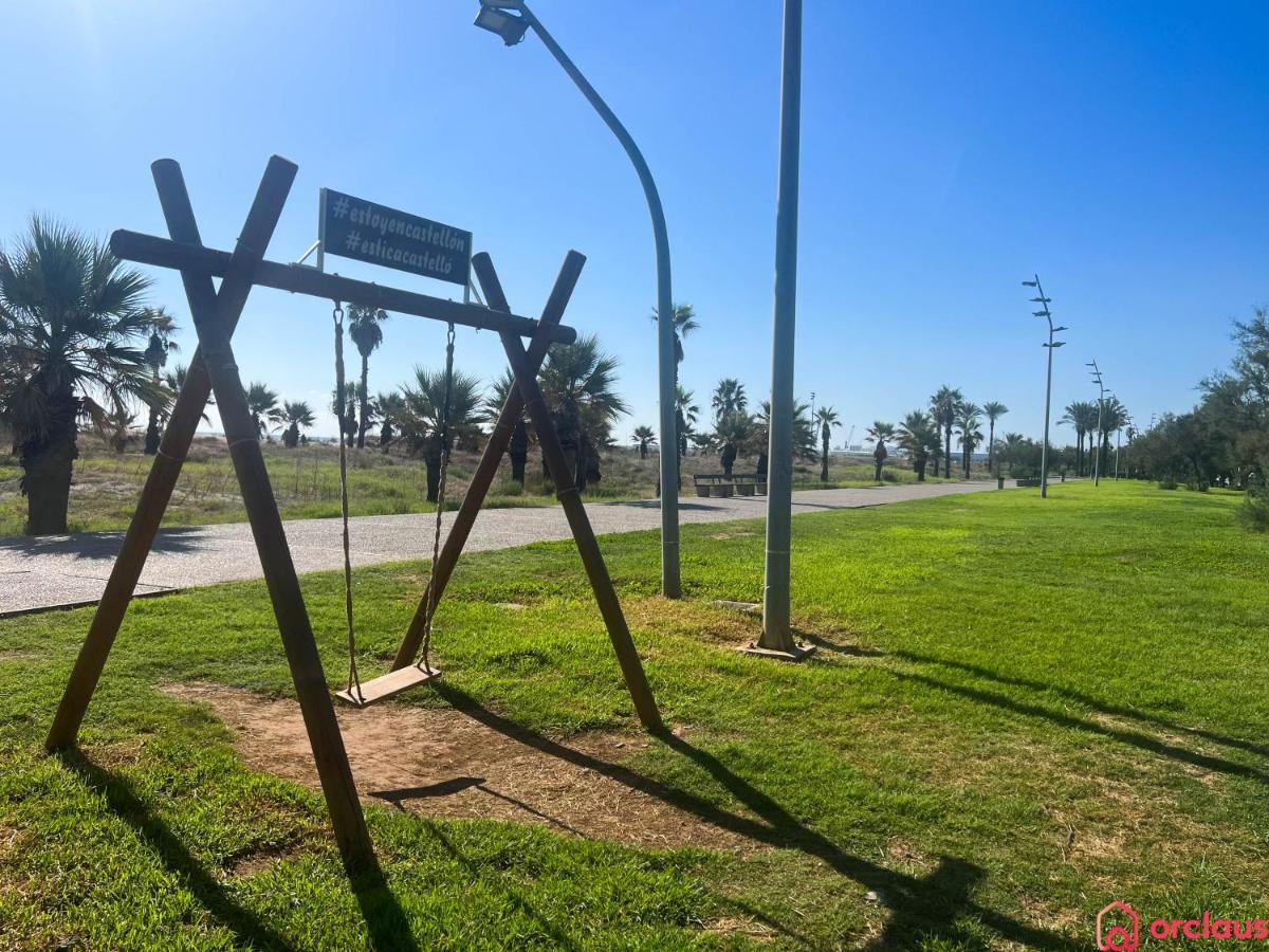 Oasis A 50M Del Mar Apartment Grao de Castellon Bagian luar foto