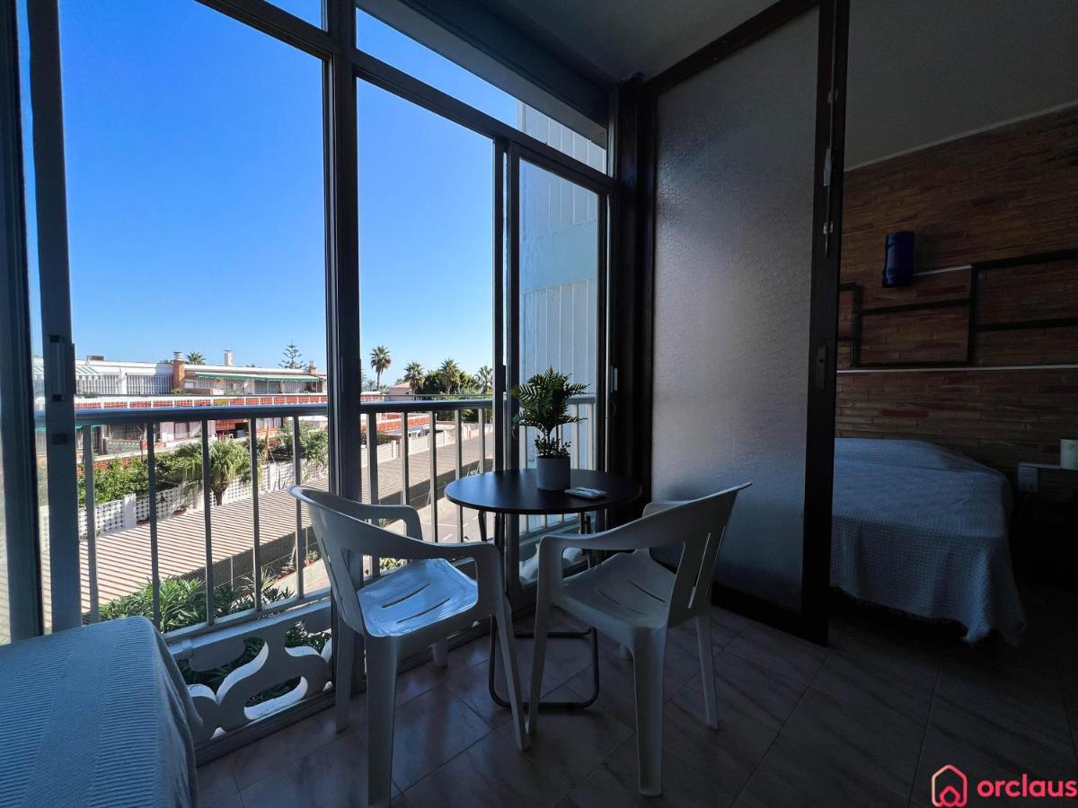 Oasis A 50M Del Mar Apartment Grao de Castellon Bagian luar foto